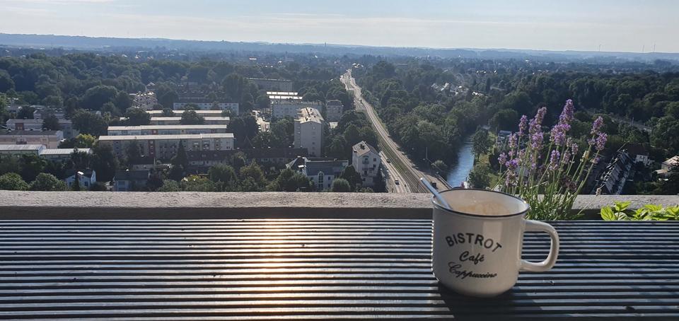 2-Zimmer-Wohnung Penthouse-Flair Traum Aussicht ohne Makler 2 zimmer