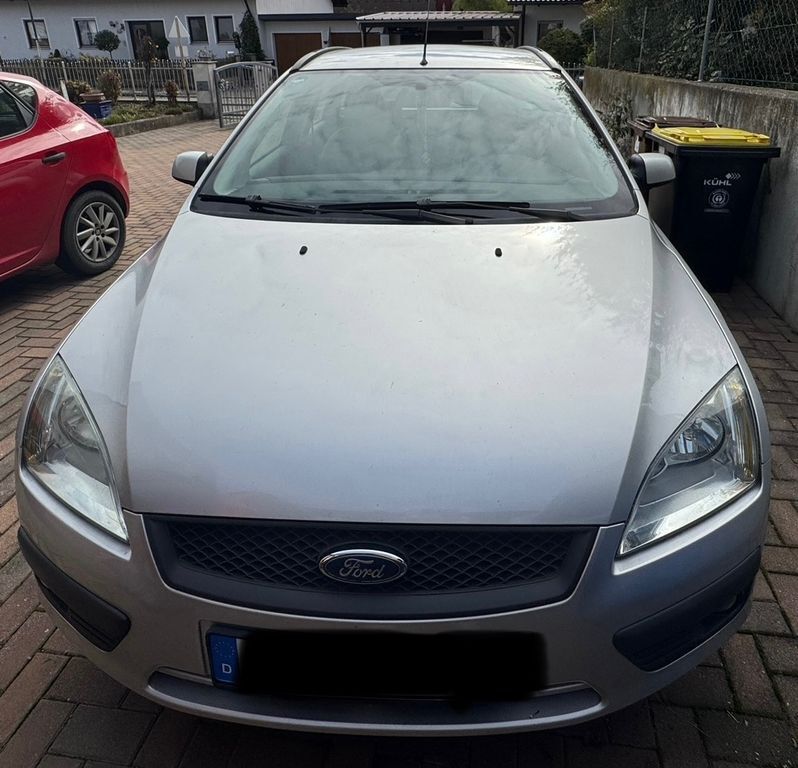 Ford Focus 233.000 km 888 € Inchenhofen 86570