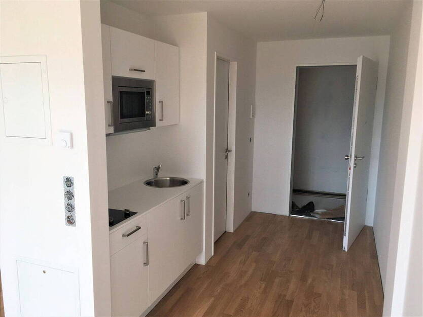 Helles Appartment 24qm mit Balkon im Textilviertel