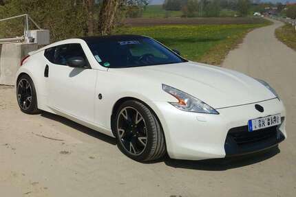Nissan 370Z 67.300 km 26.300 &euro; Augsburg 86156