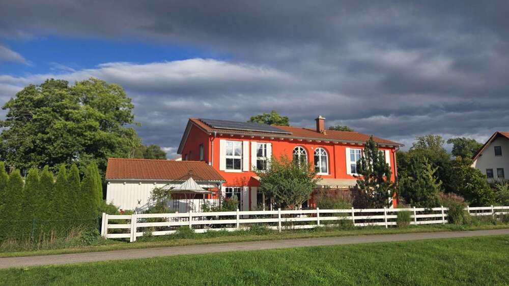 Einfamilienhaus Stadtbergen-Leitershofen Leitershofen - 11 Zimmer, 300 m&sup2;, 2.900.000&euro; | Angebot:25941825