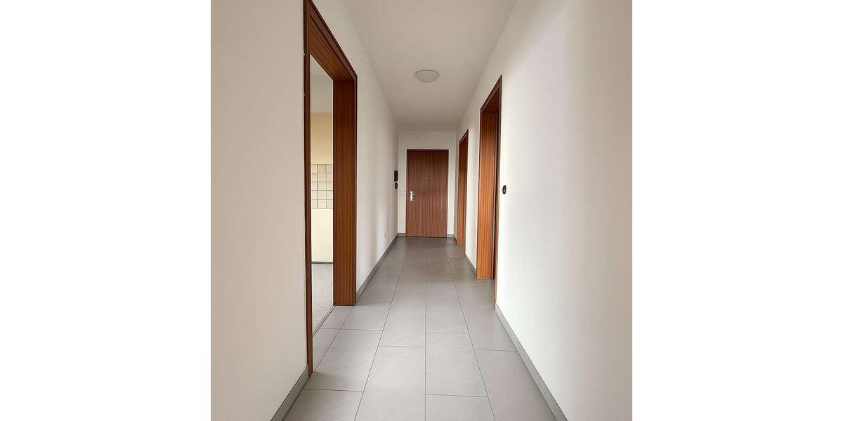 Etagenwohnung Augsburg Lechhausen - 3 Zimmer, 75 m&sup2;, 299.000&euro; | Angebot:27134055