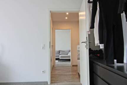 Wohnung zum Kaufen in Königsbrunn 184.000 € 46.95 m² 2 zimmer