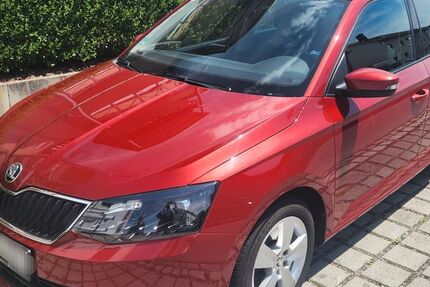 Skoda Fabia 106.000 km 8.900 &euro; Kissing 86438