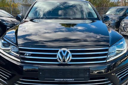 VW Touareg 148.751 km 25.900 € Königsbrunn 86343