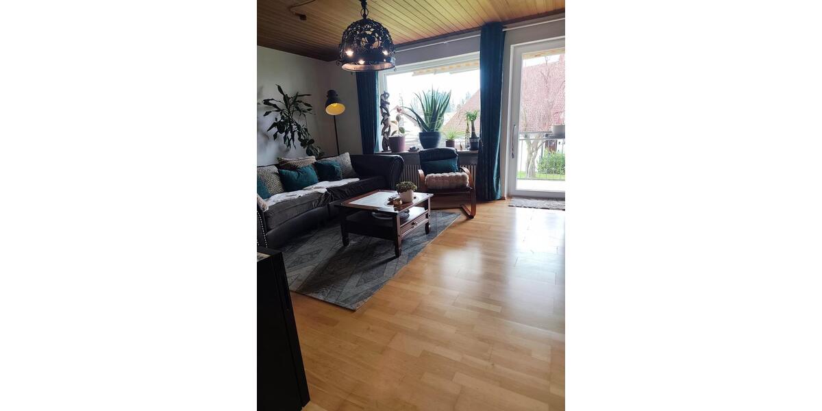 Etagenwohnung Scheuring - 4 Zimmer, 101 m&sup2;, 1.500&euro; | Angebot:26525640