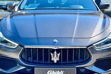 Maserati Ghibli 43.900 km 48.900 € Königsbrunn 86343