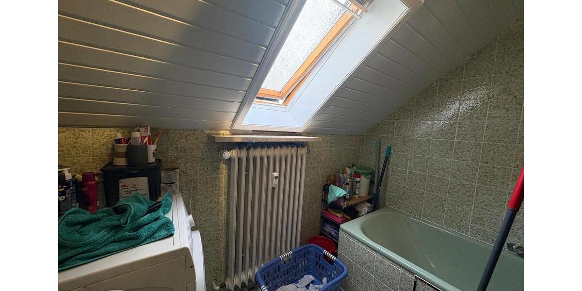 Dachgeschoßwohnung Augsburg Lechhausen - 3 Zimmer, 77 m&sup2;, 310.000&euro; | Angebot:25073037