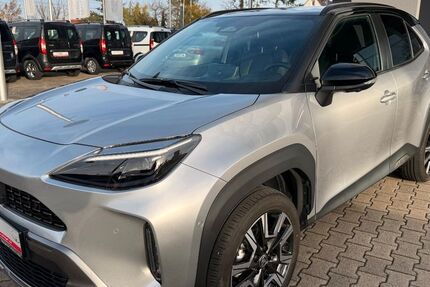 Toyota Yaris Cross 9.999 km 29.499 € Königsbrunn / Augsburg 86343