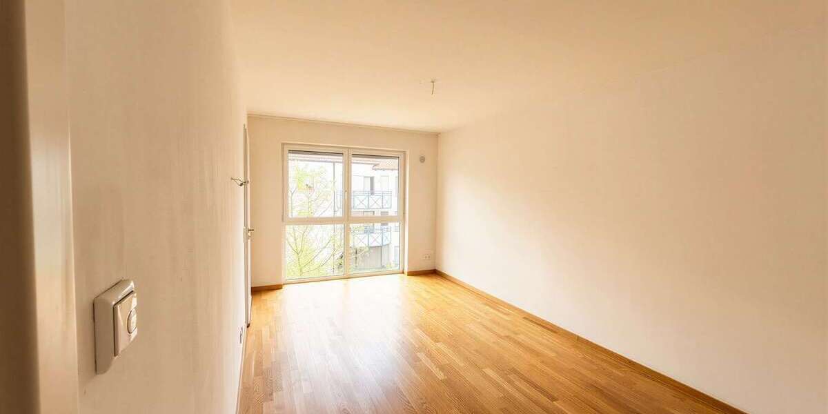 Etagenwohnung Augsburg Antonsviertel - 2 Zimmer, 65 m&sup2;, 780&euro; | Angebot:26777968