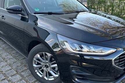 Ford Focus 24.000 km 19.990 &euro; Dinkelscherben 86424