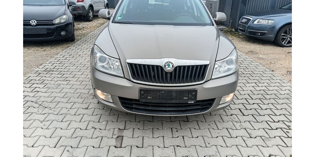 Skoda Octavia 240.000 km 3.290 € Augsburg 86167