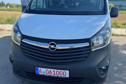 Opel Vivaro 159.000 km 8.999 € Augsburg 86199