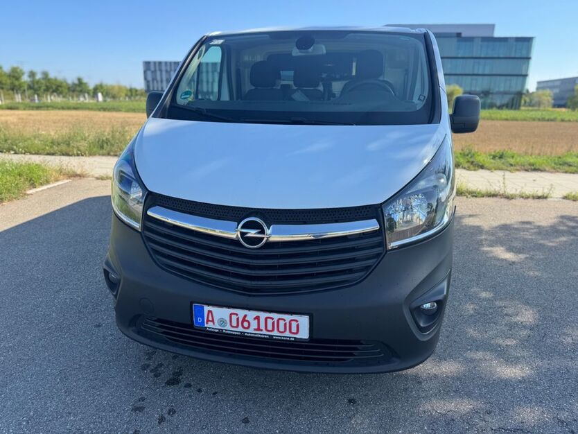 Opel Vivaro 159.000 km 8.999 € Augsburg 86199