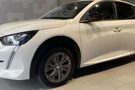 Peugeot 208 20.129 km 19.700 € Augsburg 86179