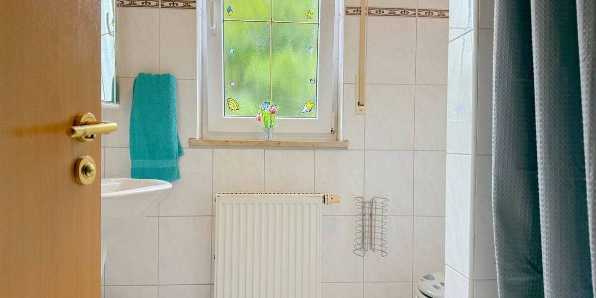 Gelegenheit - Wohnen & Arbeiten unter einem Dach mit großflächiger Lagehalle in Rehling 1 zimmer