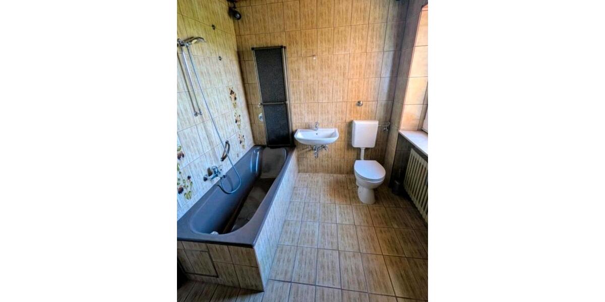 Etagenwohnung Königsbrunn - 3 Zimmer, 84 m&sup2;, 1.300&euro; | Angebot:25521053