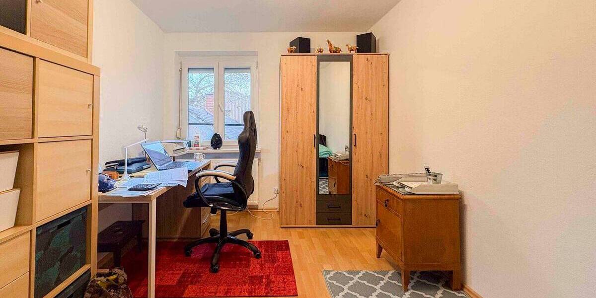 Mehrfamilienhaus, Wohnhaus Mering - 9 Zimmer, 227 m&sup2;, 595.000&euro; | Angebot:26016683