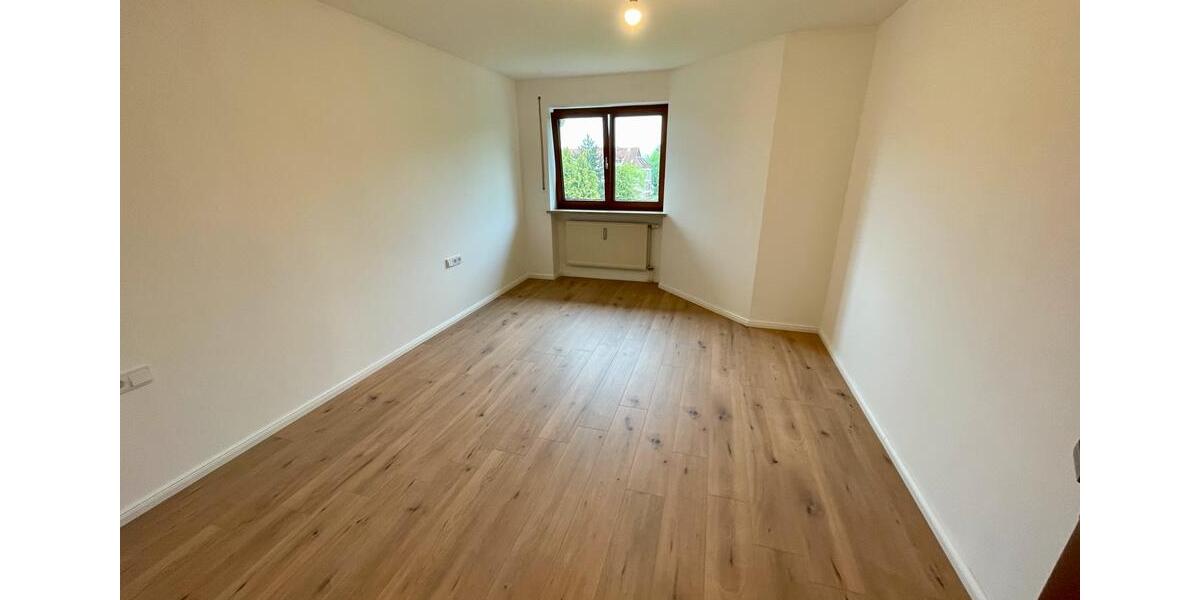 Etagenwohnung Augsburg Firnhaberau - 3 Zimmer, 81 m&sup2;, 380.000&euro; | Angebot:26197667