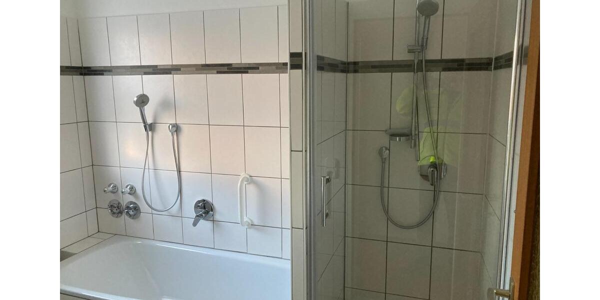 Etagenwohnung Diedorf - 4.5 Zimmer, 105 m&sup2;, 1.200&euro; | Angebot:25397712