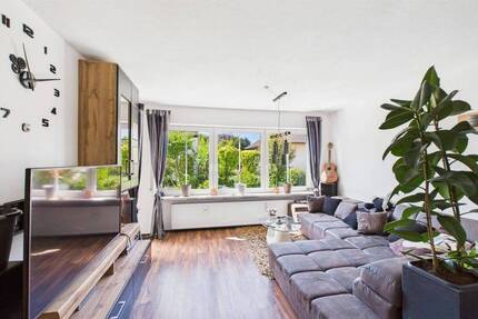 Charmantes Zweifamilienhaus mit Garten und vielfältigem Nutzungspotenzial