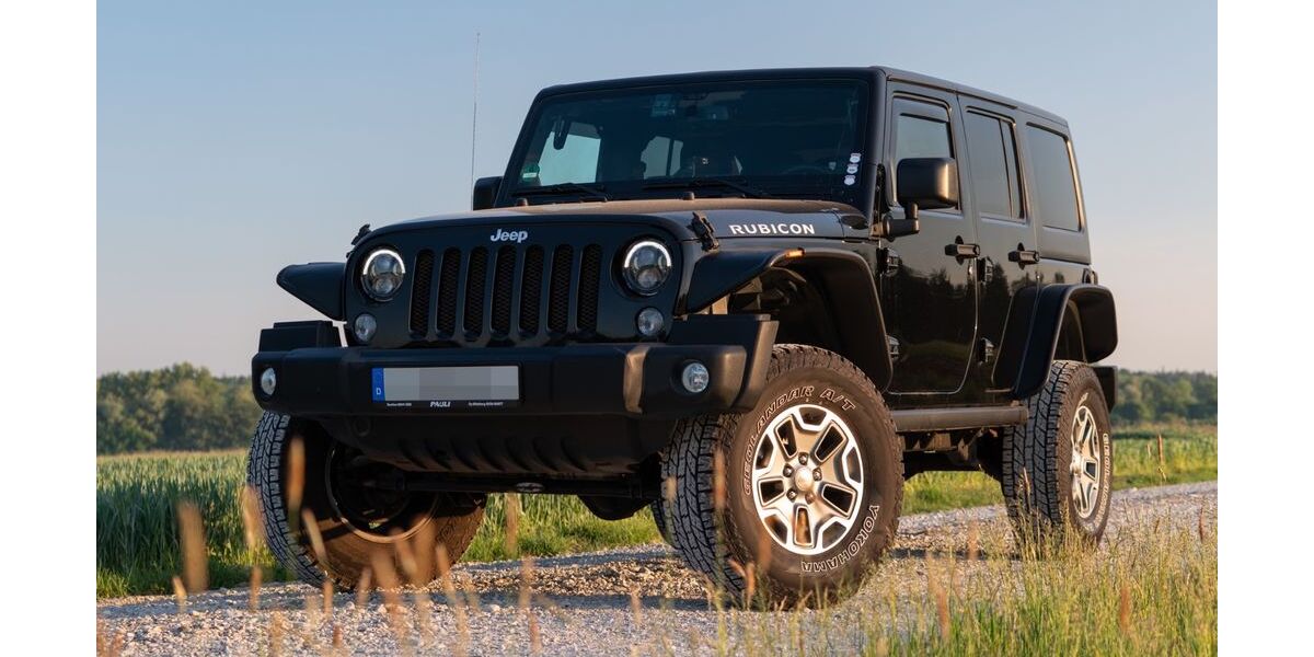 Jeep Wrangler 152.000 km 25.500 &euro; Augsburg 86199