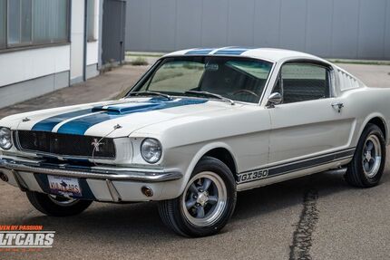 Ford Mustang 1.163 km 89.900 € Augsburg 86167