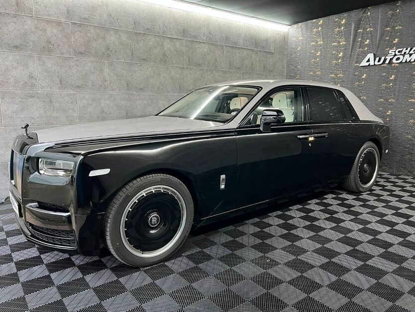 Phantom