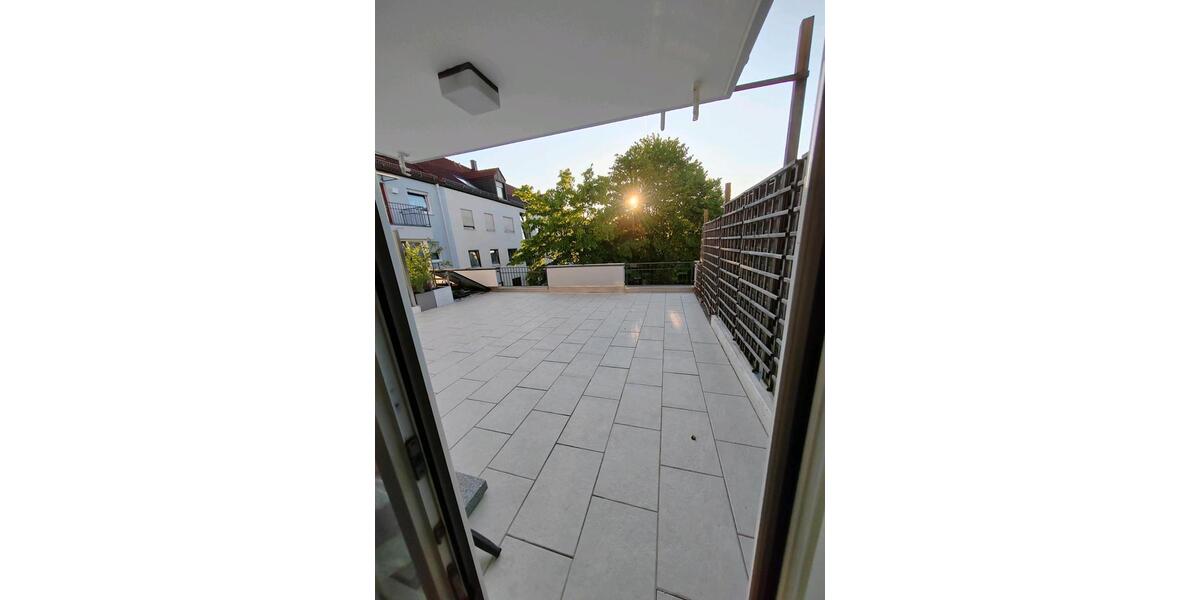 Terrassenwohnung Augsburg Lechhausen - 3 Zimmer, 72 m&sup2;, 328.000&euro; | Angebot:26314038