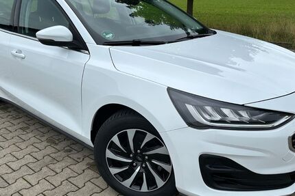 Ford Focus 62.000 km 16.990 € Dinkelscherben 86424