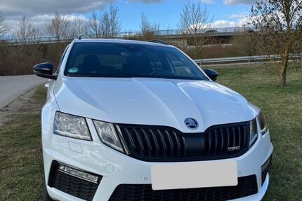 Skoda Octavia 94.000 km 22.990 &euro; Biberbach 86485