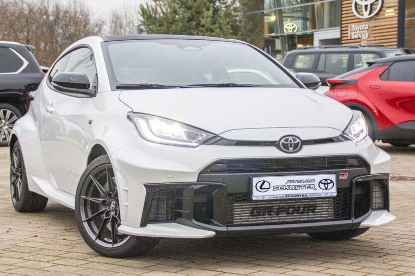 Yaris