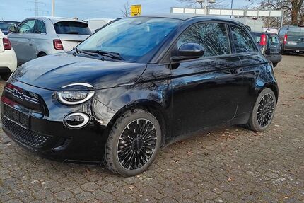Fiat 500e 34.100 km 19.590 € Gersthofen/Batzenhofen 86368