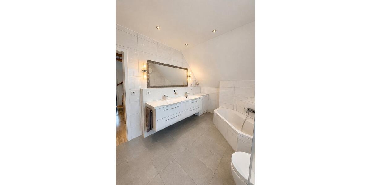 Einfamilienhaus Schwabmünchen - 4 Zimmer, 148 m&sup2;, 889.000&euro; | Angebot:27088320