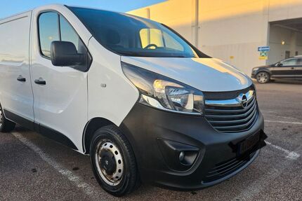 Opel Vivaro 214.326 km 7.550 € Augsburg 86165