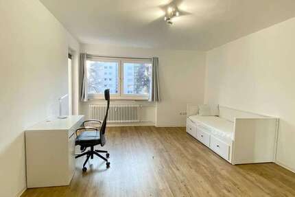 WG-Zimmer in Augsburg 645 € 28 m² zimmer