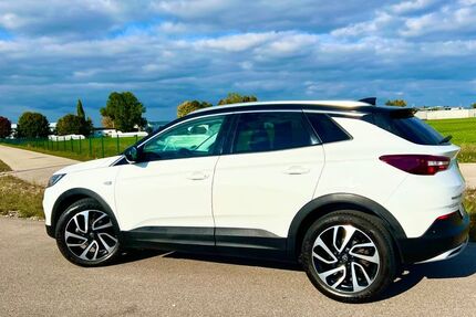 Opel Grandland (X) 125.000 km 14.000 &euro; Augsburg 86167