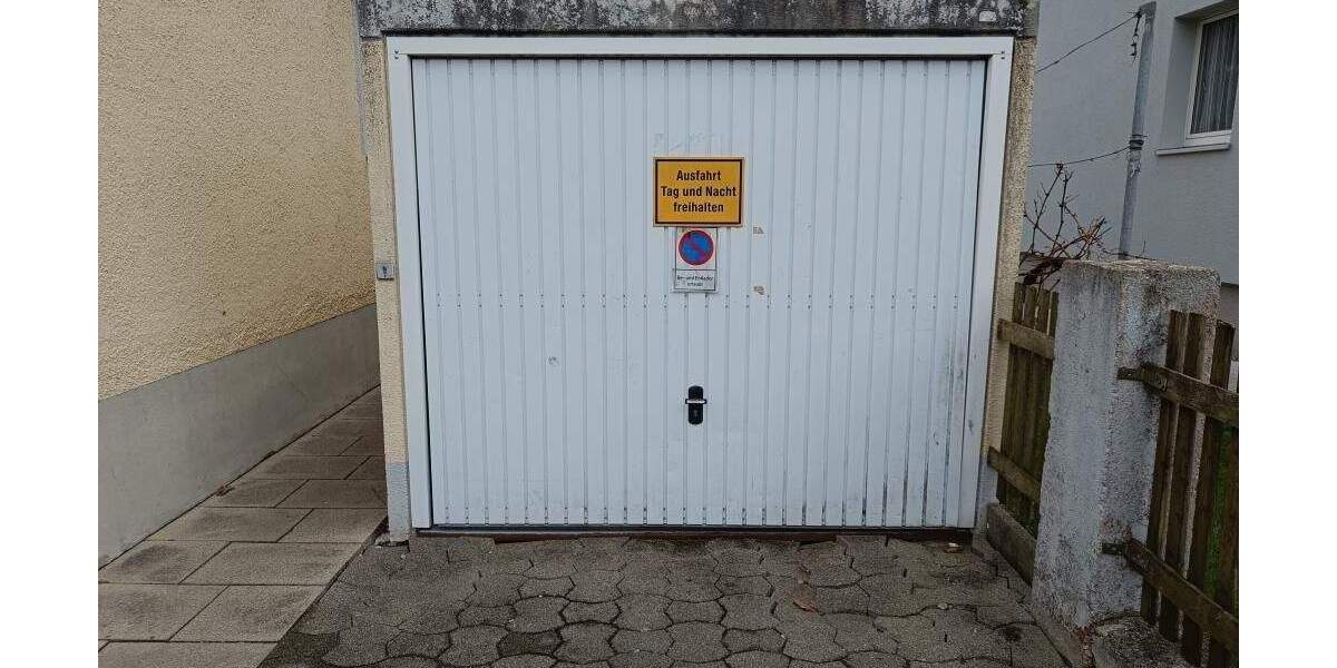 Etagenwohnung Augsburg Kriegshaber - 4 Zimmer, 101 m&sup2;, 275.000&euro; | Angebot:25898640