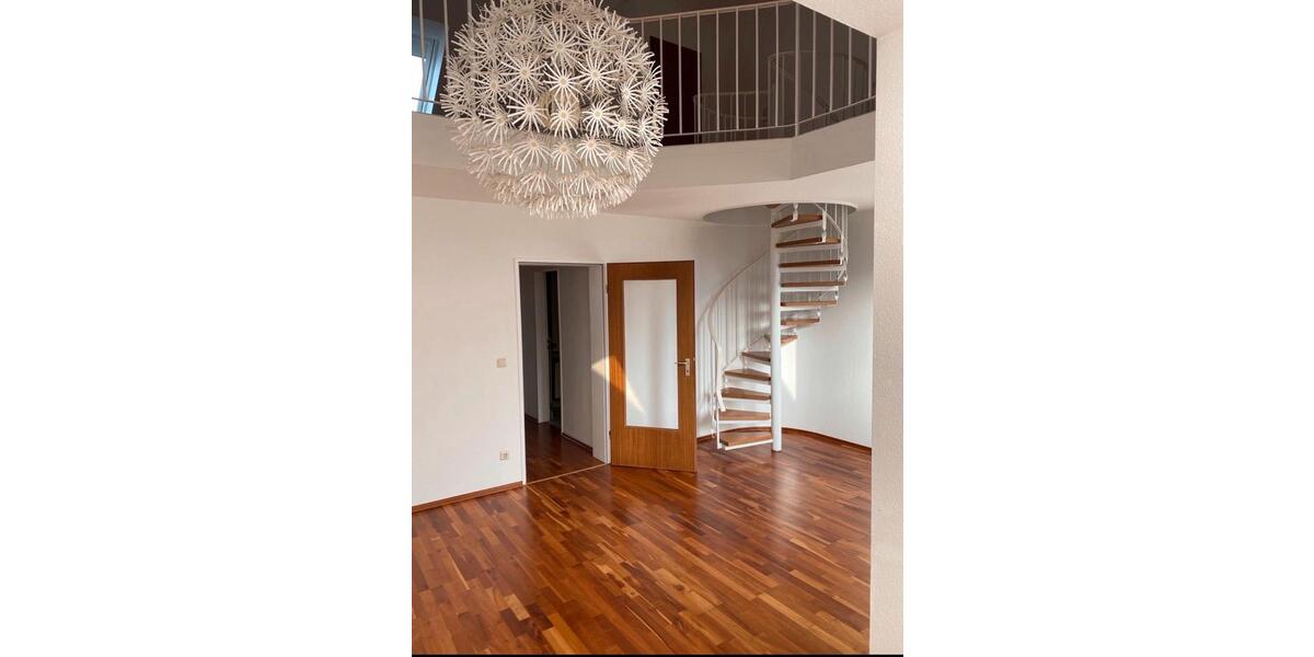 3-Zimmer Wohnung mit Dachterasse und Wintergarten auf 2 Ebenen 3 zimmer