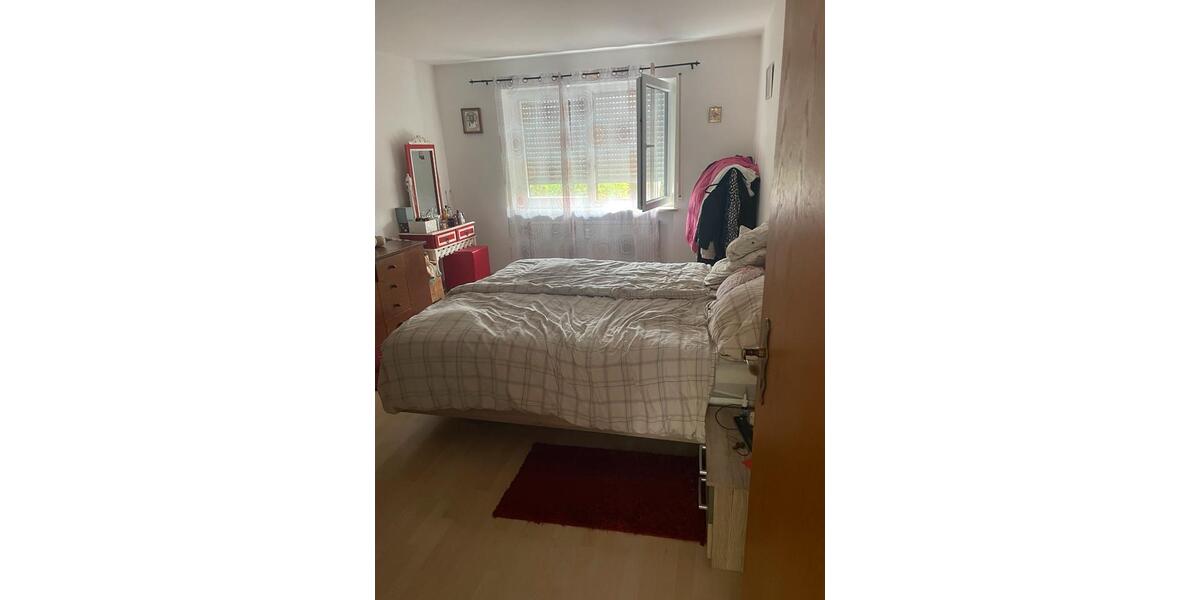 Hochparterre Augsburg Haunstetten-Siebenbrunn - 3 Zimmer, 74 m&sup2;, 349.000&euro; | Angebot:26416038