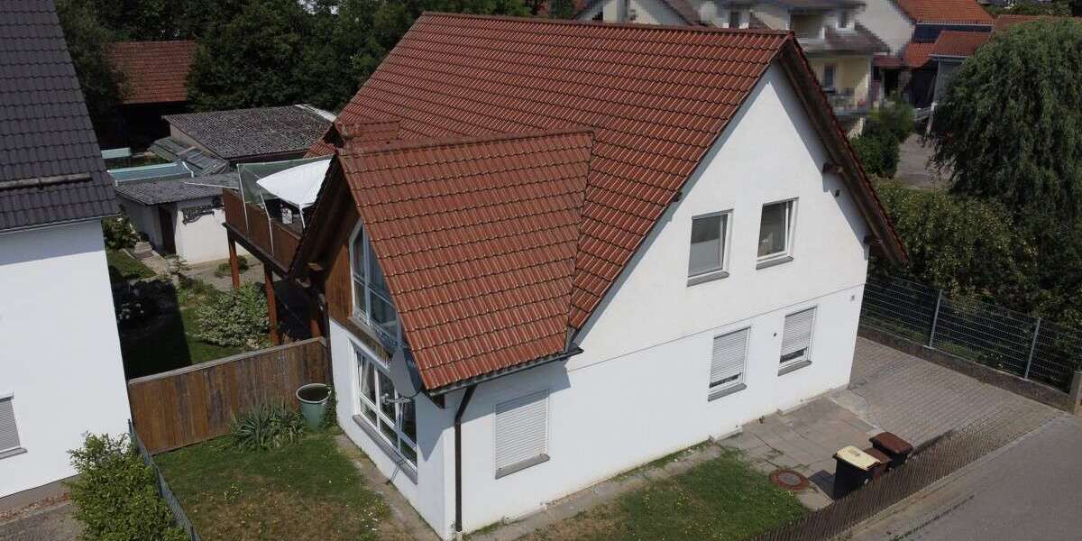 Einfamilienhaus Aichach / Algertshausen Algertshausen - 9 Zimmer, 204 m&sup2;, 530.000&euro; | Angebot:27071545