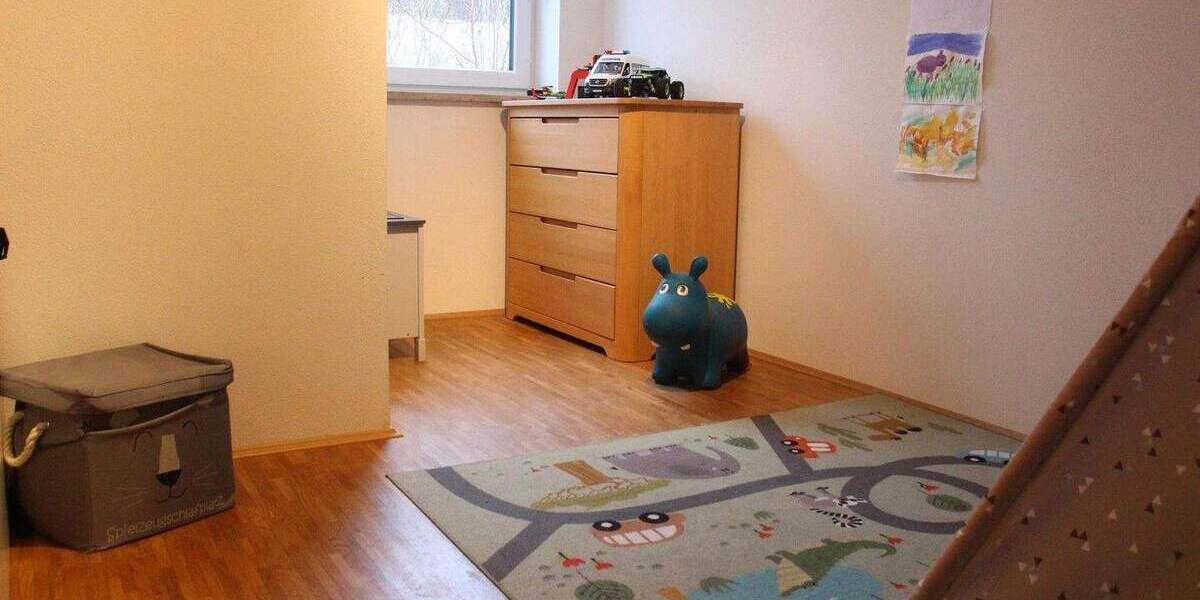 Etagenwohnung Augsburg Inningen - 4 Zimmer, 109 m&sup2;, 655.000&euro; | Angebot:25741974