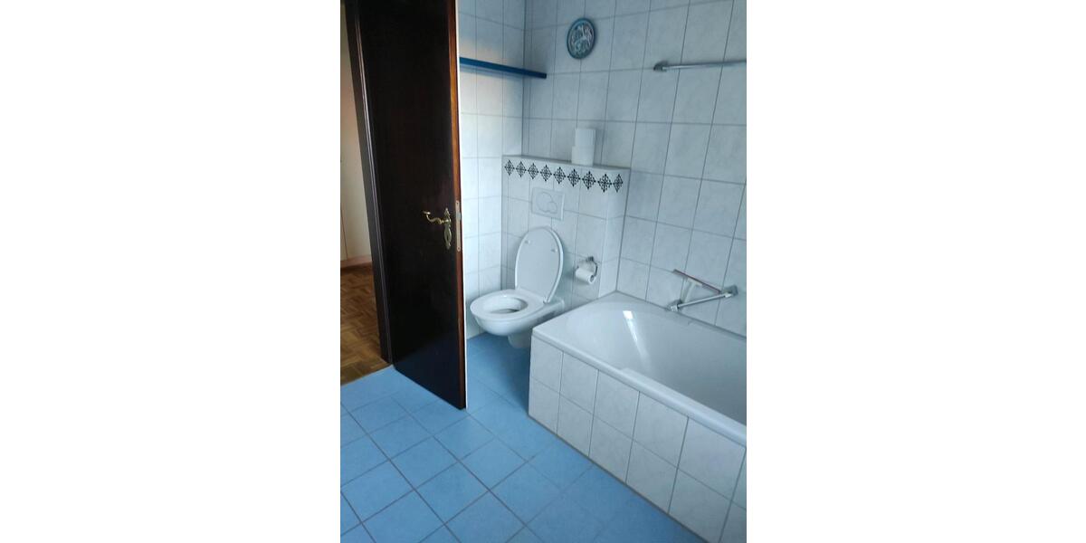 Reihenhaus Horgau - 6 Zimmer, 188 m&sup2;, 1.900&euro; | Angebot:24435997