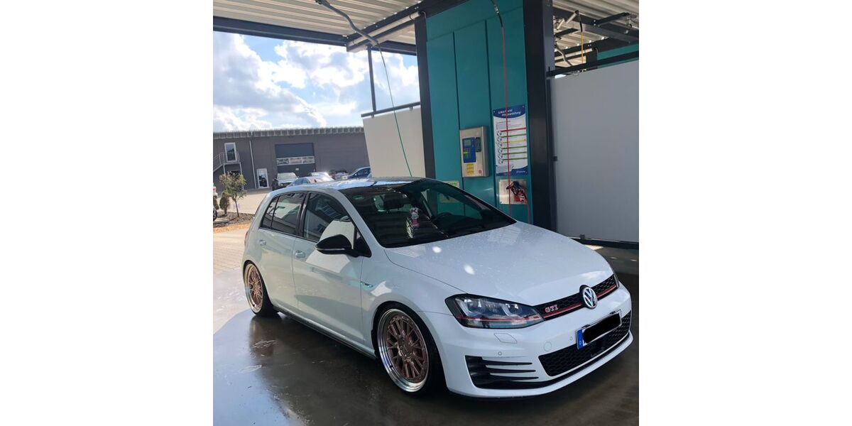 VW Golf 94.255 km 18.300 &euro; Biberbach 86485