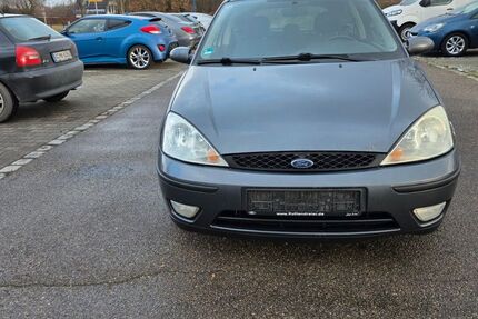 Ford Focus 266.000 km 690 &euro; Affing 86444