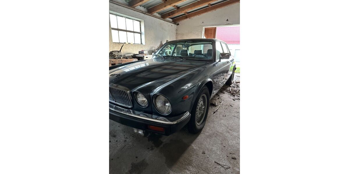 Jaguar XJ 66.132 km 8.900 &euro; Fischach 86850