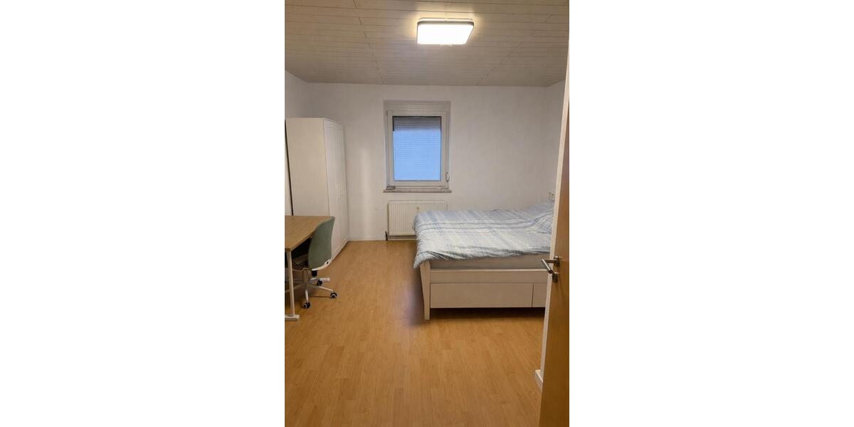 Erdgeschoßwohnung Augsburg Lechhausen - 1 Zimmer, 84 m&sup2;, 1.750&euro; | Angebot:25553092