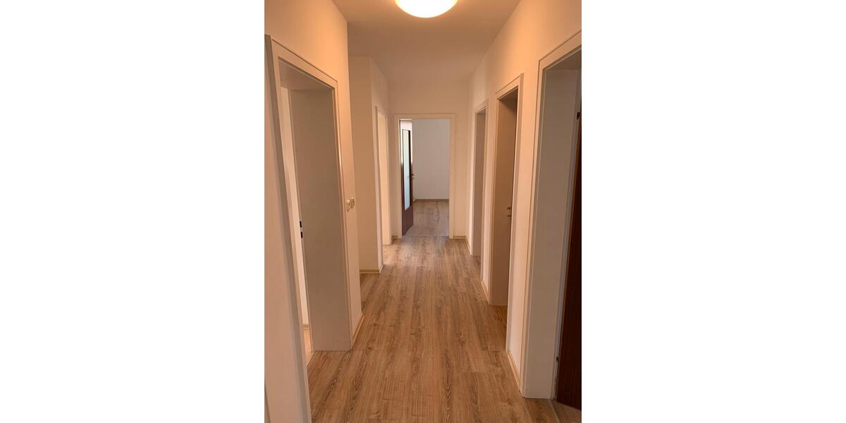 Etagenwohnung Altenmünster - 4 Zimmer, 100 m&sup2;, 1.050&euro; | Angebot:25838045