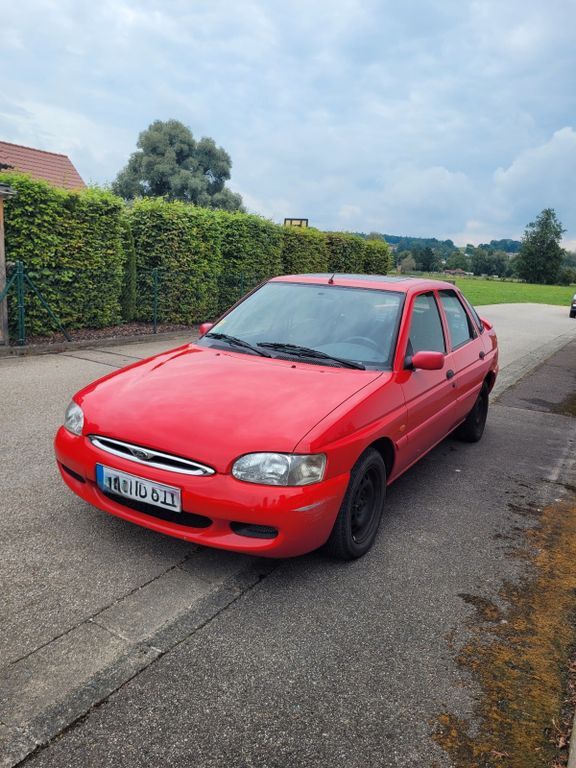 Ford Escort 105.000 km 1.650 € Thierhaupten 86672