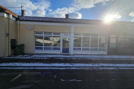 Laden- oder Bürofläche zu vermieten – 65 m² zimmer